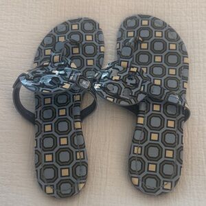 Tory Burch Blue and Cream design Sandals with Logo Cutout